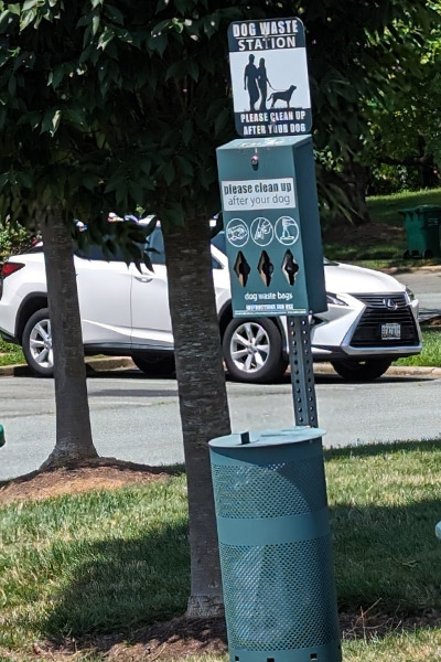Park Summit pet policy reminder